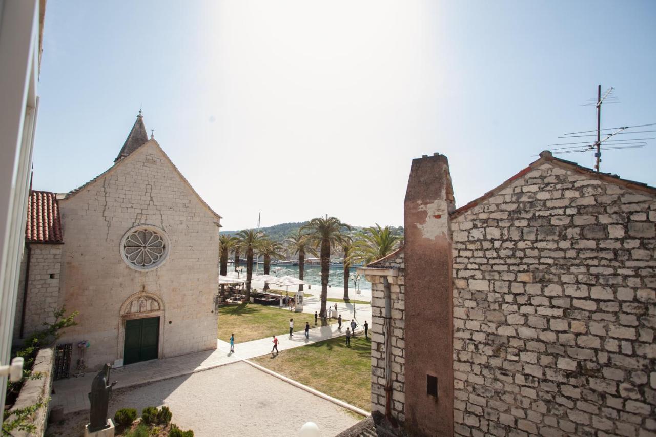 Apartments Ivomar Trogir Exterior foto